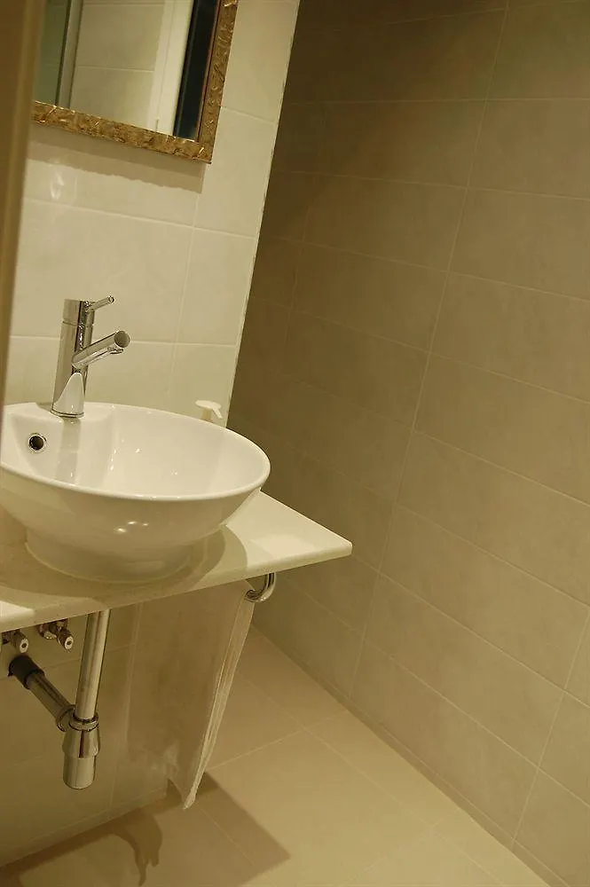 Ainb Gothic-Jaume I Apartments برشلونة إسبانيا